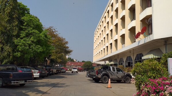 Free self-parking