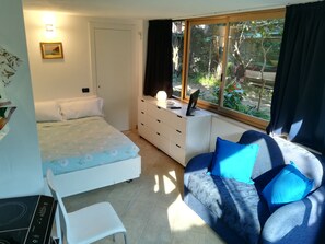 Bügeleisen/Bügelbrett, WLAN, Bettwäsche