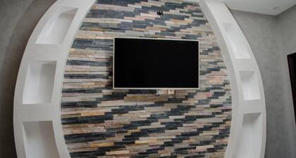 Georgina Gardens Hotel