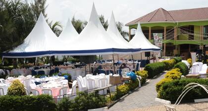 Georgina Gardens Hotel