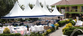 Georgina Gardens Hotel
