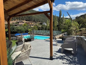 Piscine extérieure, piscine chauffée