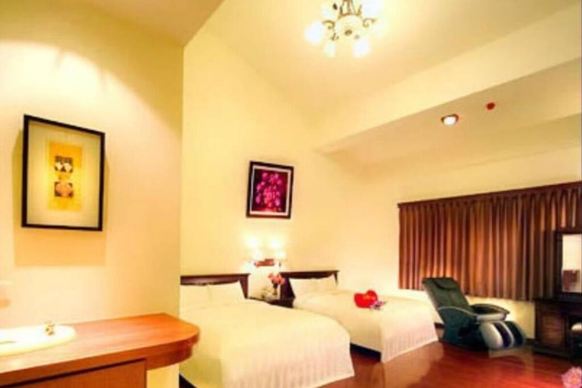 Down comforters, individually decorated, individually furnished