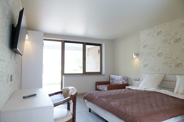 Standard Twin Room | Desk, blackout drapes, soundproofing, free WiFi - Guest House Savino (Zavolzhskoe)