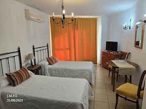 1 bedroom, iron/ironing board, travel cot, free WiFi - Beautifully furnished studio for vacation  (Fuengirola)