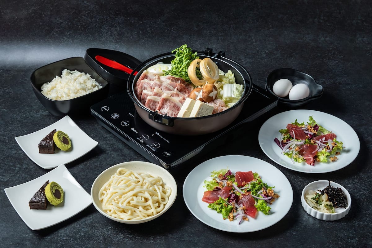 Deluxe-Villa, Nichtraucher, Meerblick (Terrace B,Sukiyaki dinner, 6PM-7:30PM) | Daunenbettdecken, Minibar, Zimmersafe, individuell dekoriert