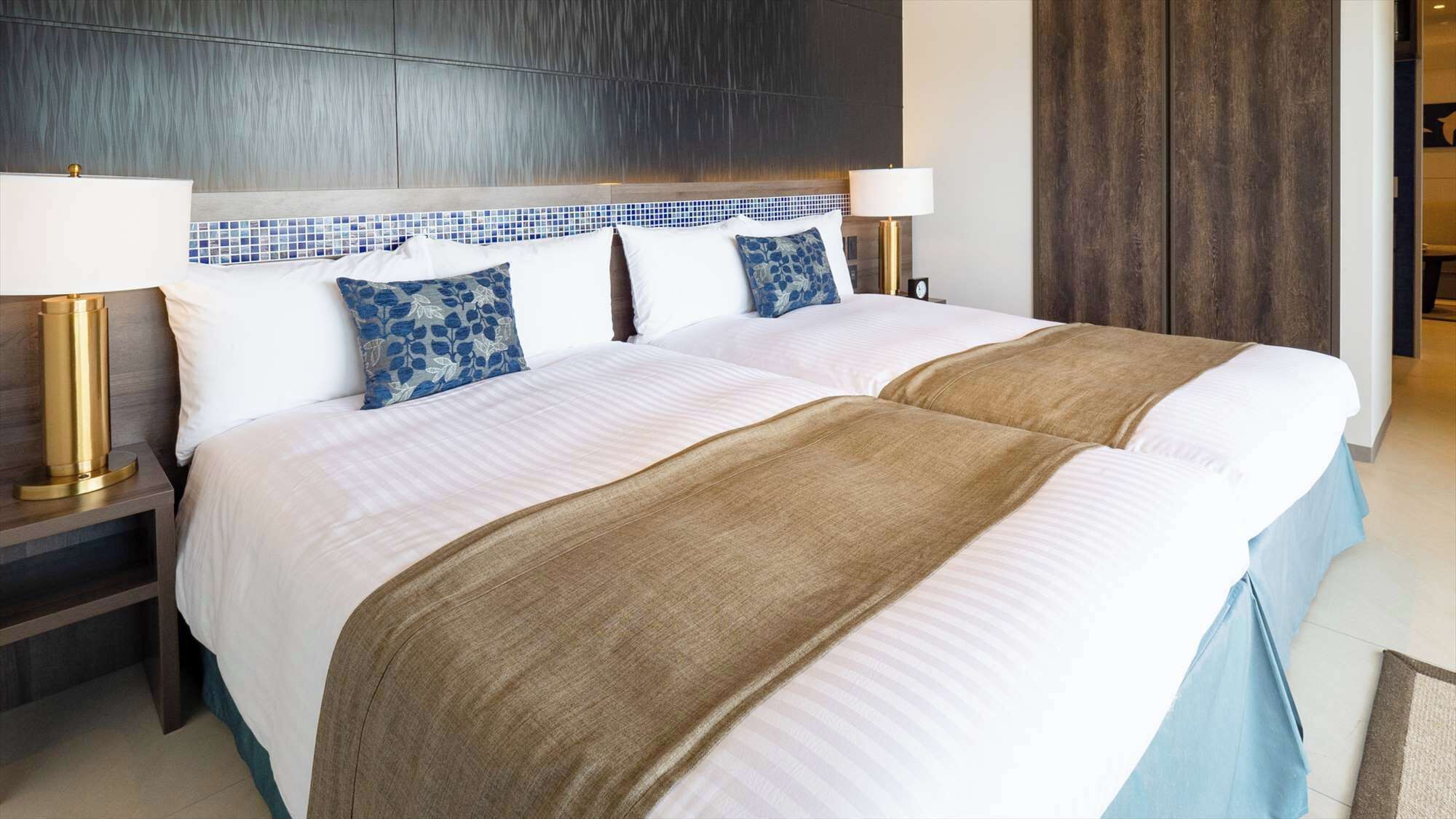 Down comforters, minibar, in-room safe, blackout drapes