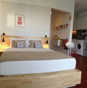 1 chambre, coffres-forts dans les chambres, fer et planche à repasser