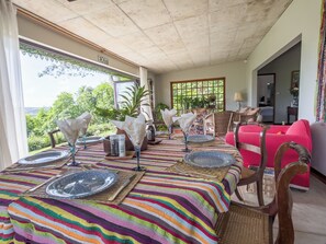 Ferienhaus | Esszimmer