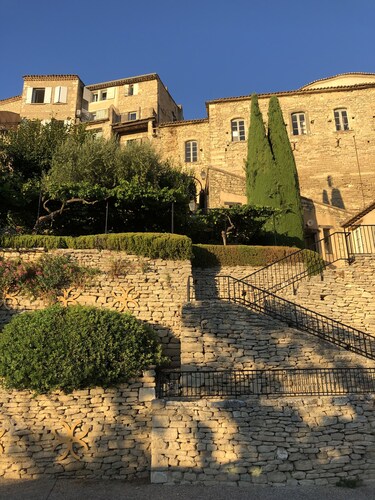 Big house with pool house, large garden in a marvelous vacation city