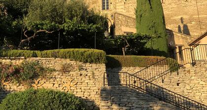 Big house with pool house, large garden in a marvelous vacation city