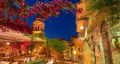 Durrells iconic srteet, stunning home with garden next to New Fortress Corfu