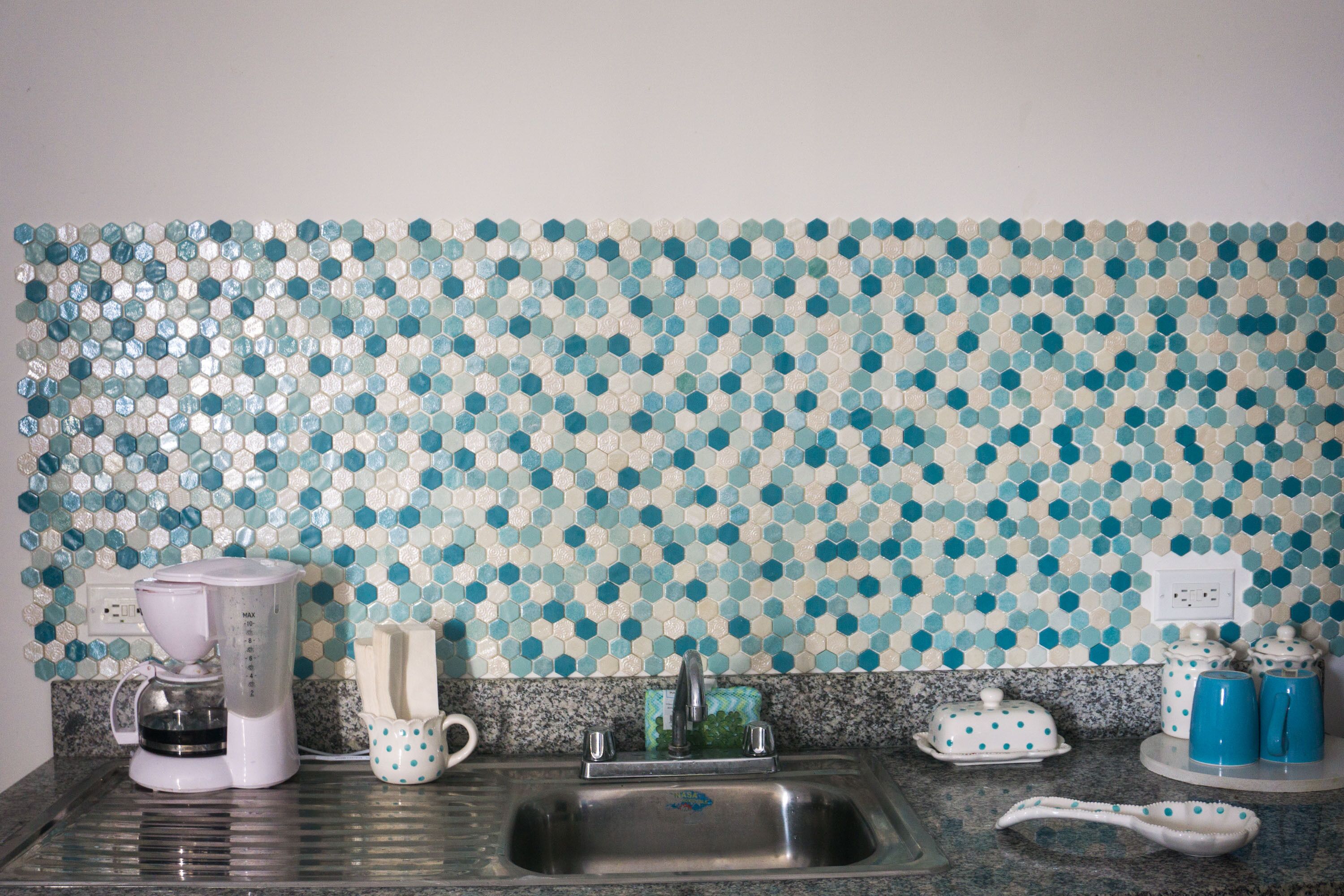 BEAUTIFUL BEACH HOUSE WITH FREE WIFI