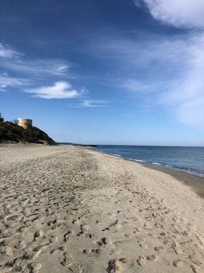 Beach nearby - Big house (aléria)