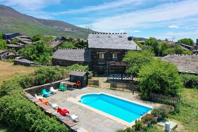 Rural house El Callejón de la Gata (complete)