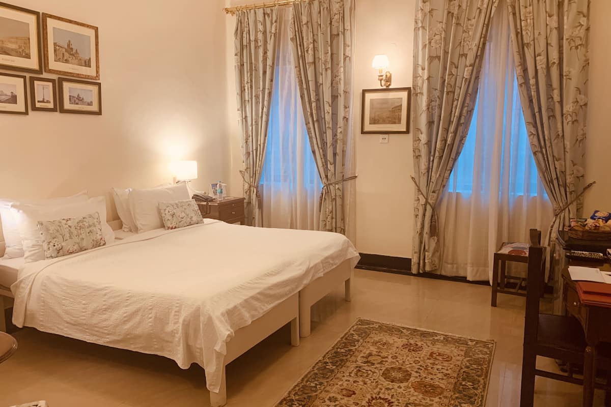 minibar, individually furnished, desk, free wifi