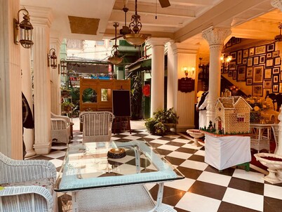 The Elgin Fairlawn Kolkata