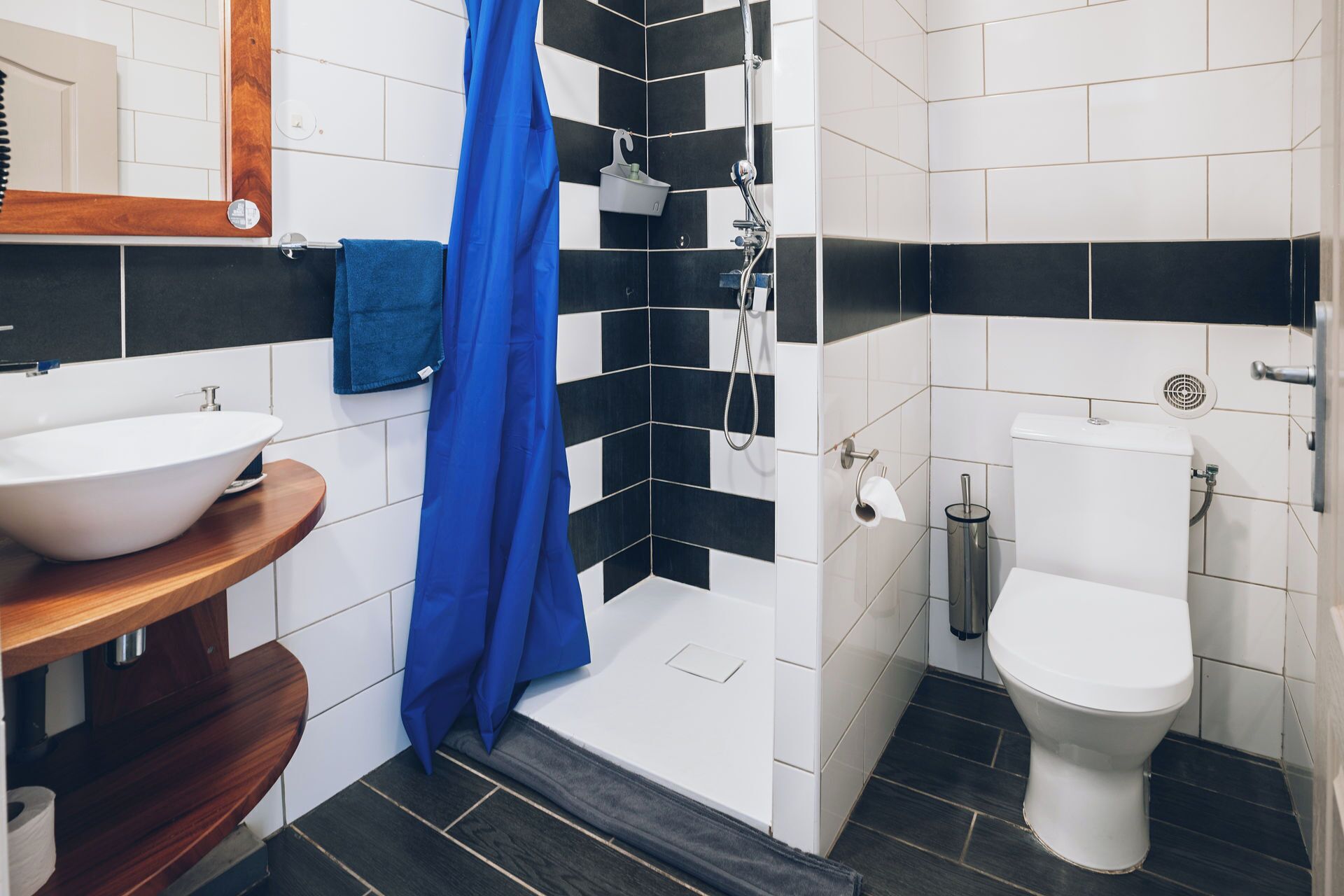 comfort double room, balcony | bathroom | shower, free toiletries, hair dryer, towels