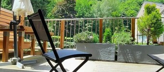 Chalet renovated by an architect in the center