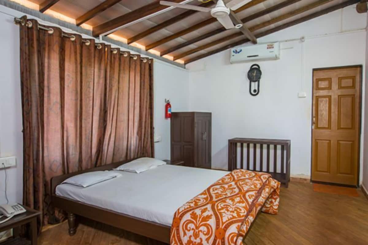 Habitación ejecutiva, 1 cama matrimonial, para no fumadores | Cortinas blackout, camas extra gratis, wifi gratis y ropa de cama
