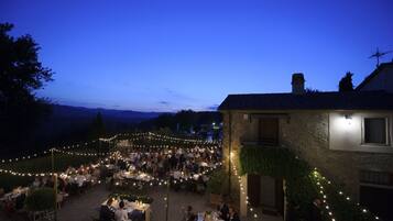 Espace banquet en plein air