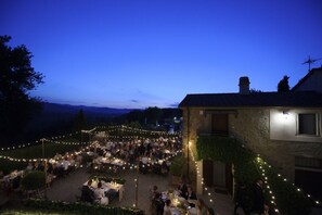 Espace banquet en plein air