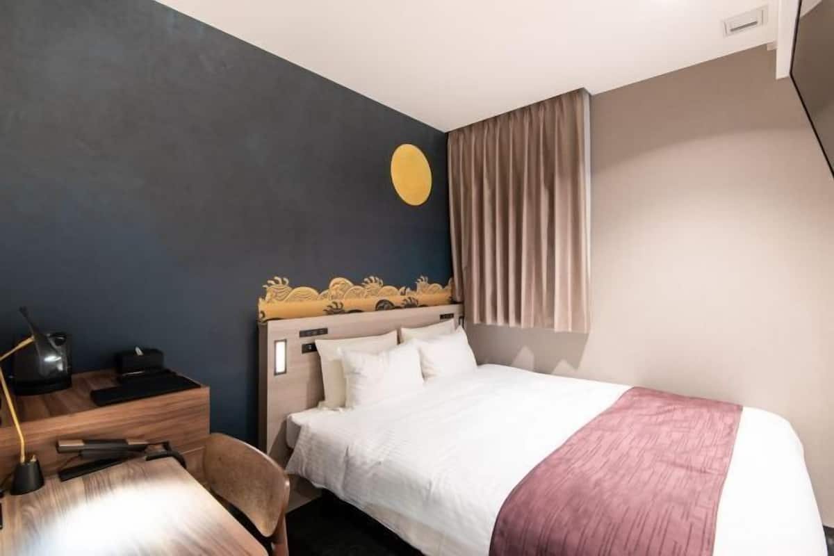 In-room safe, desk, laptop workspace, blackout curtains