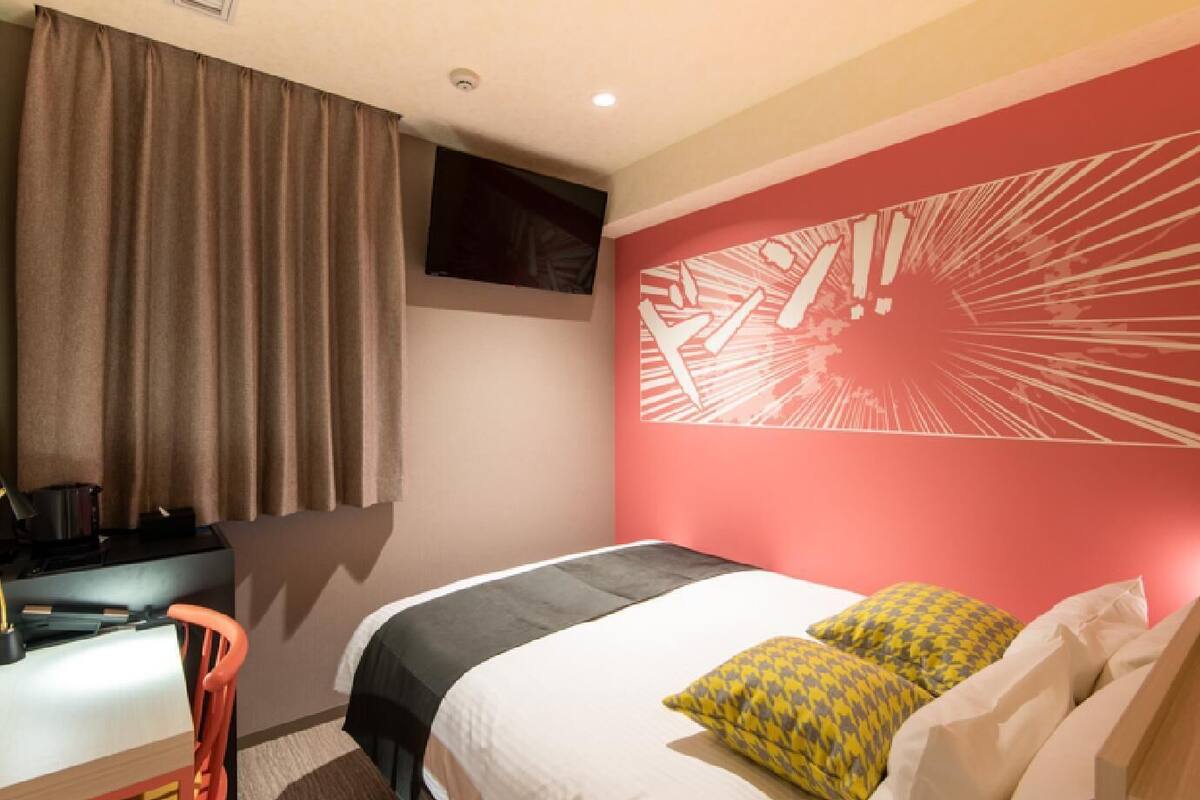 In-room safe, desk, laptop workspace, blackout curtains