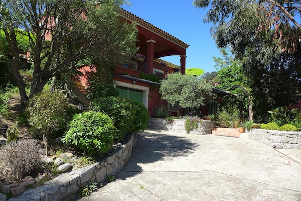 ... style hacienda...