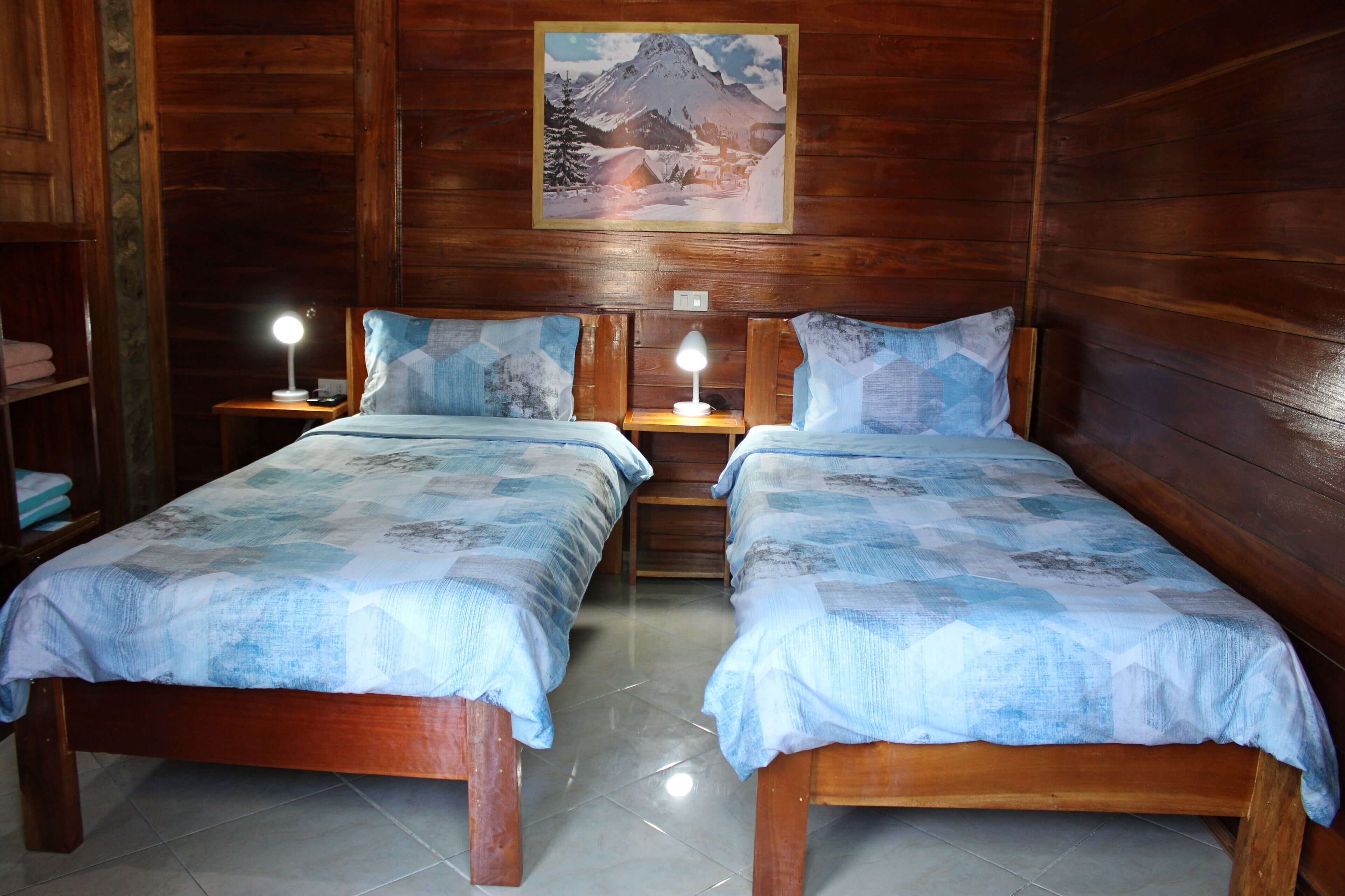 雙人或雙床房, 泳池景 | 房內夾萬、獨特設計、獨特裝修、書桌