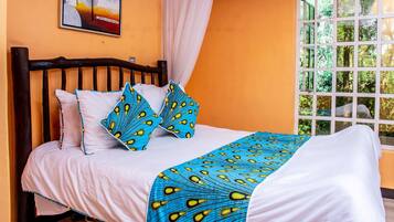 Family House, 3 Bedrooms | 3 bilik tidur, peralatan tempat tidur premium, dihias secara berasingan