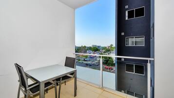 Deluxe Apartment, 2 Bedrooms | Balcony