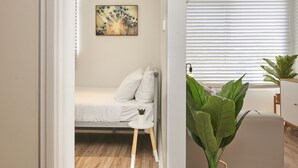 Unclassified image, 4 of 22, button - Experience Inner City Living in Stylish Apartment (Hawthorn)