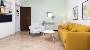 Apartment (1 Bedroom) | Interior