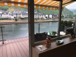 Penthouse Apartment 2, Balcony | Vue sur l’eau