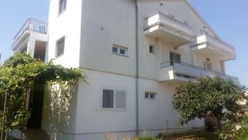 Voorkant van accommodatie