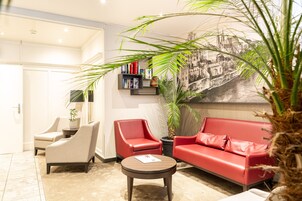 Sala de estar en el lobby
