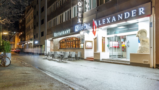 Front of property - evening/night - Hotel Alexander (Basel)