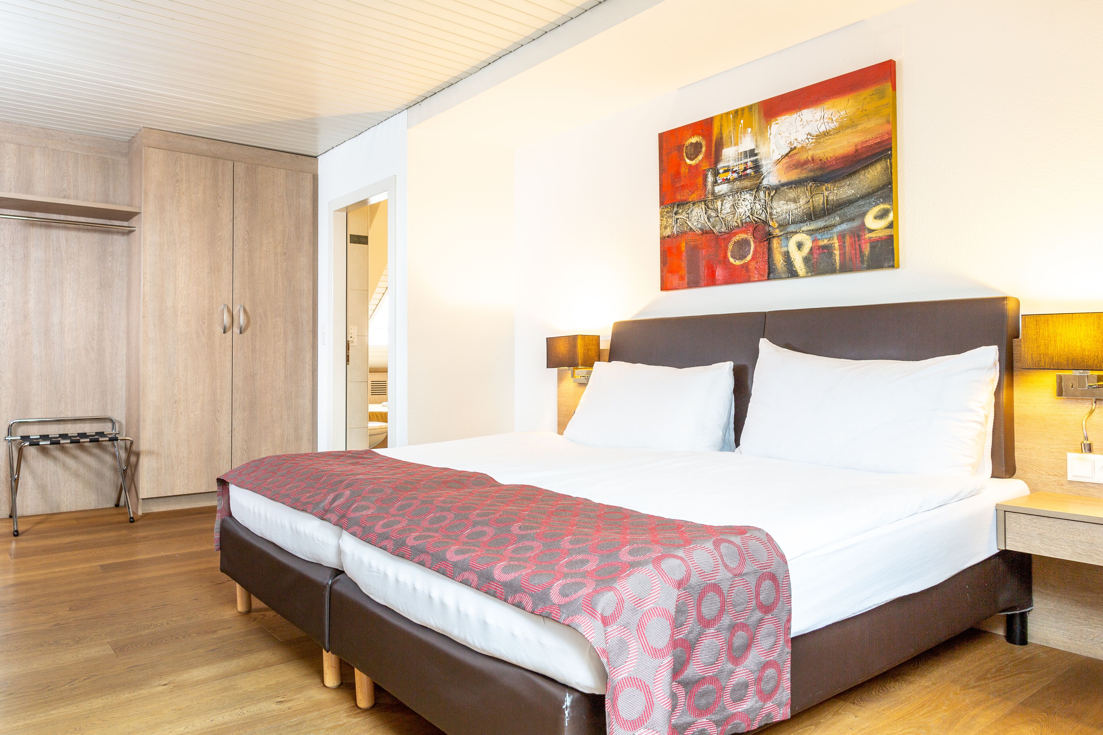 Két bảo mật tại phòng, bàn, truy cập Internet không dây miễn phí 