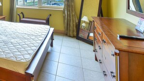 Apartment, 2 Bedrooms | Iron/ironing board - 2 bedroom apartment Palm Jumeirah (Dubai)