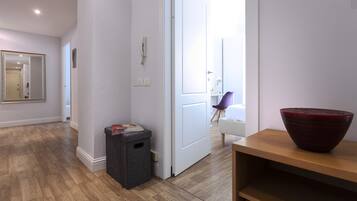 Apartment (2 Bedrooms) | Room amenity