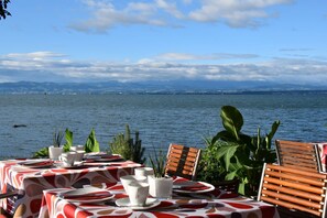 Outdoor dining - Strandhaus Eberle (Immenstaad am Bodensee)