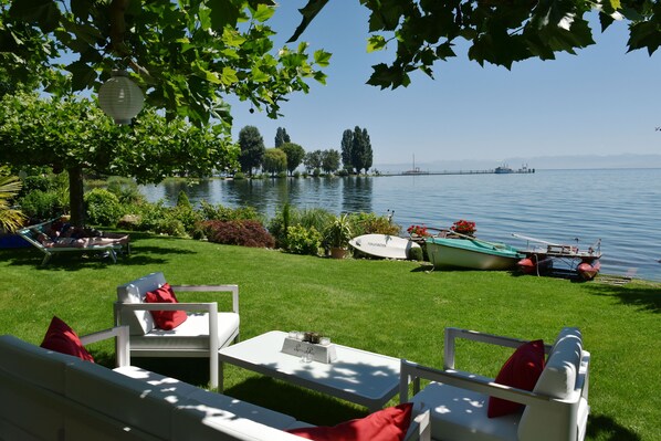 ลานระเบียง/นอกชาน