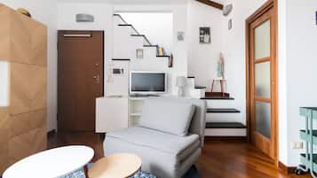 Estudio | Área de sala de estar | Televisión de pantalla plana