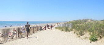 Camping Mahana by La Pege