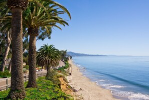Beach - Downtown Quaint Cottage (Santa Barbara)
