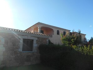 Esterni