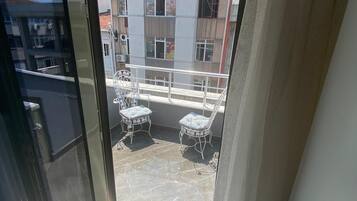 Habitación estándar con 1 cama doble o 2 individuales | Vistas desde la habitación