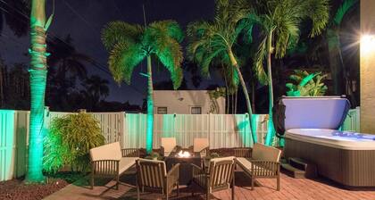 Walk to Beach Spacious Estate with Hot Tub & Game Room