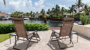 Balcony - Gorgeous 5 Bedroom Home W Heated Pool Canal Front (Hollywood)